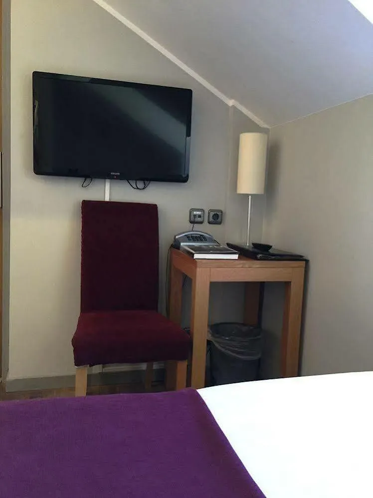 Rex Hotel Stockholm 3*,